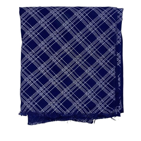 Fabric Blue With White Dashed Line Criss Cross Print Remnant 100” x 40” - Picture 1 of 2